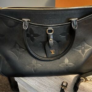 Louis Vuitton Trianon MM handbag